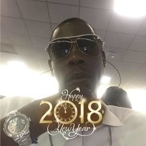 Meet your Posher, Levi